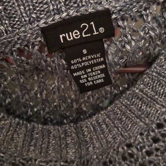 Sweater - Picture 2 of 3